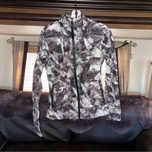 LuluLemon Raincoat